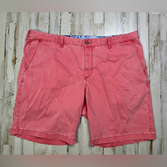 Tommy Bahama Chino Shorts Men's 42 Performance Athletic Pink - Picture 1 of 9